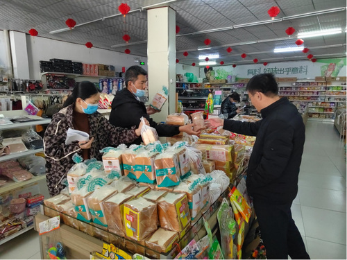 莒南县市场监管局开展联合执法排查食品安全风险隐患113.png