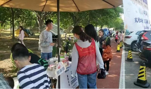 暖心服务｜临沂市河东区市场监管局开展“露营消费节”食品安全志愿服务活动docx675.png