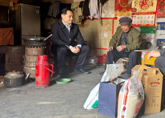 20251027临沂市河东区市场监管局重阳节走访慰问--情暖金秋 爱驻乡村303.png 20251027临沂市河东区市场监管局重阳节走访慰问--情暖金秋 爱驻乡村303.png