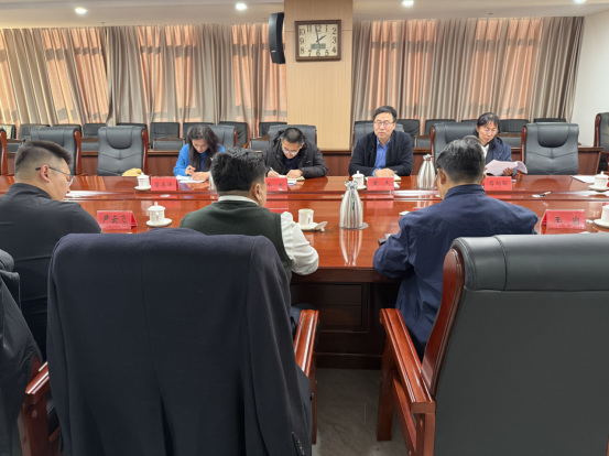 青岛市市场监管局在西海岸新区召开优化营商环境座谈会513.png 青岛市市场监管局在西海岸新区召开优化营商环境座谈会513.png