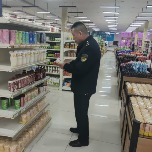 临沭县市场监管局开展食品安全专项整治行动528.png 临沭县市场监管局开展食品安全专项整治行动528.png